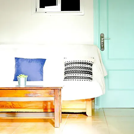 ゲストハウス Azul Fuerteventura Villaverde